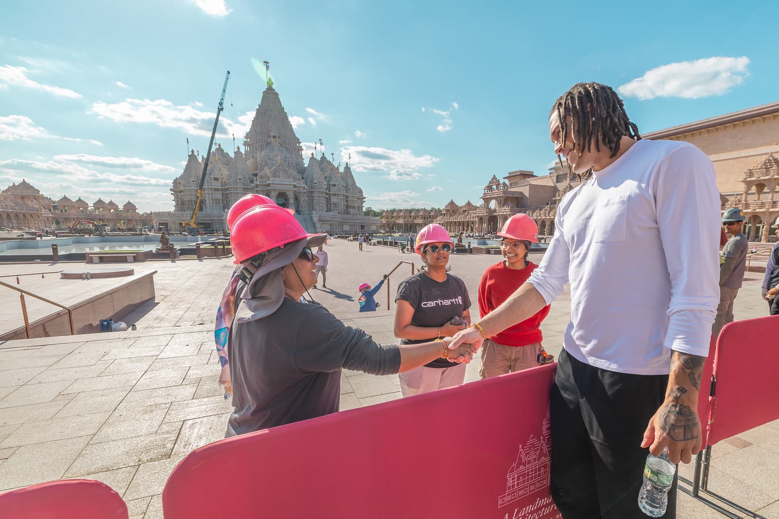 Defending NBA Champion Aaron Gordon Finds Inspiration at BAPS Swaminarayan Akshardham