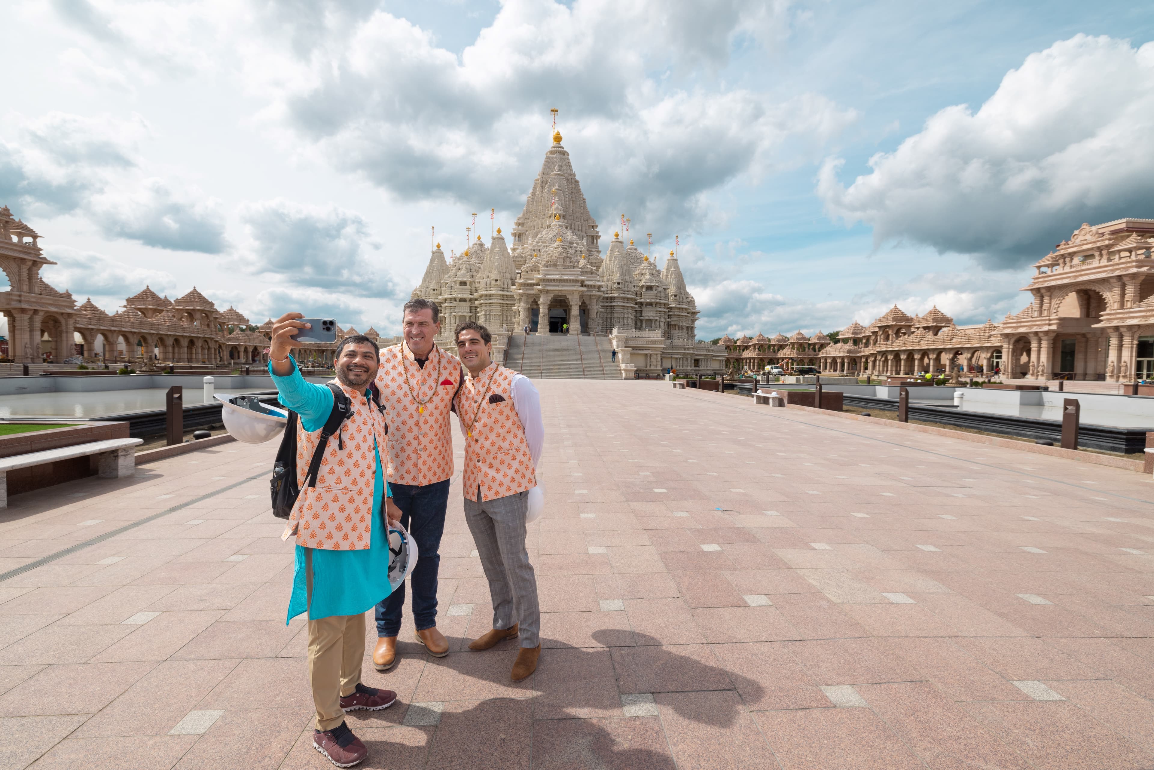 Congressman Kevin Mullin Visits BAPS Swaminarayan Akshardham, Embracing Unity and Cultural Exchange